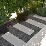Design Coastal Garden Split