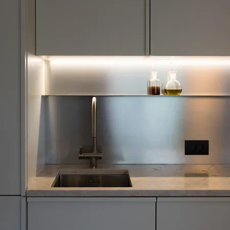 Design Coastal Garden Apartment